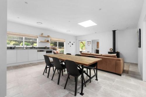 Grovebrook Cottage, Broughton in Broughton Vale