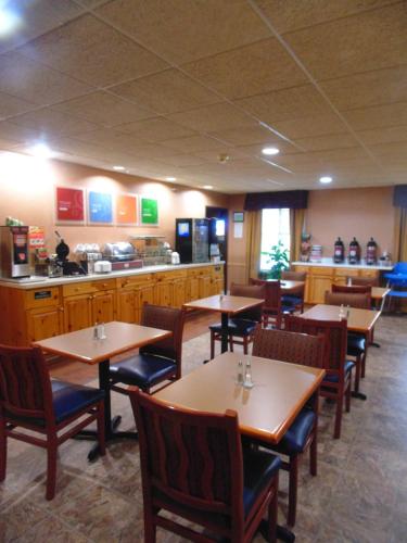 American Inn and Suites Houghton Lake in Houghton Lake (MI)