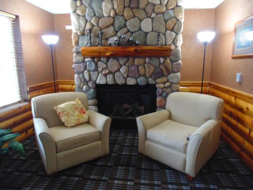 American Inn and Suites Houghton Lake in Houghton Lake (MI)