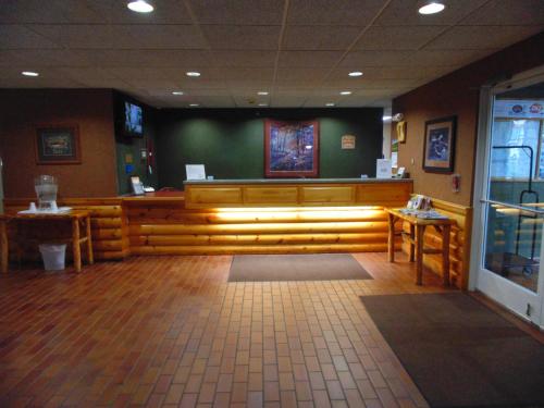 American Inn and Suites Houghton Lake in Houghton Lake (MI)