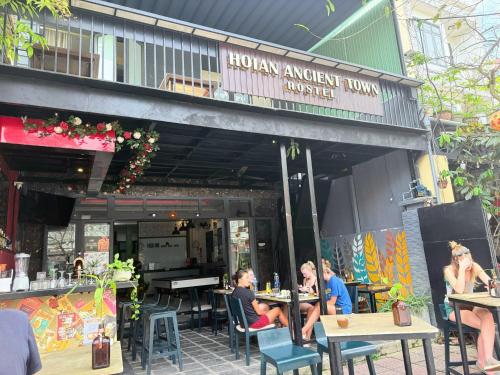 Exterior view, Hoi An Hostel & Bar - Hoi An Ancient Town Hostel in Cẩm Phô