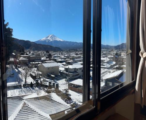 Tampilan eksterior, Fujisansuikan Kawaguchiko 富士山水館 in Fujikawaguchiko