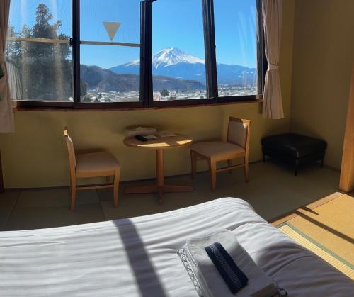 Tampilan eksterior, Fujisansuikan Kawaguchiko 富士山水館 in Fujikawaguchiko