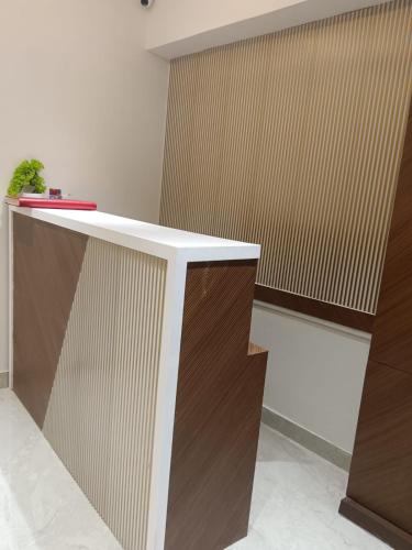 HOTEL GRAND PALACE INN