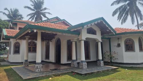 Vista exterior, Lotus Vibe Resort in Chilaw