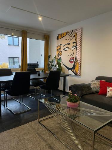 Miracle House 160qm Terrasse, Parkplatz & Internet 100mBit -SELF CHECK IN- in 利安貝格