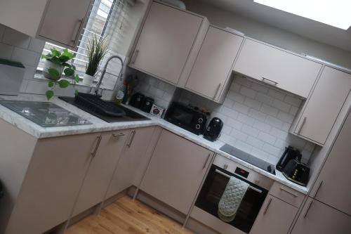 Airy 3 bedroom House
