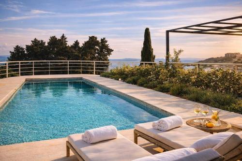 Apartment with private pool – khách sạn tại Znjan