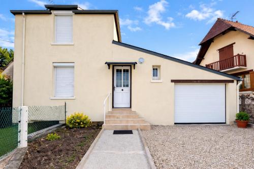 Viesnīcas āriene, Maison entière pour 4 personnes avec parking proche centre ville (Maison entiere pour 4 personnes avec parking proche centre ville) in L'Aigle mazpilsēta