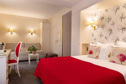 room detail thumbnail 1