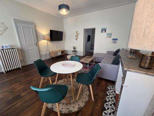 Résidence Austerlitz centre Angouleme (Residence Austerlitz centre Angouleme) in 앙굴렘 시티 센터