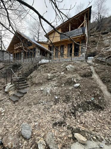 Bela Off Grid Cottages in 納蘭
