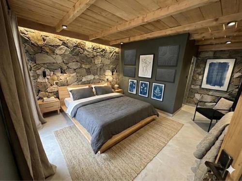 Bela Off Grid Cottages in 納蘭