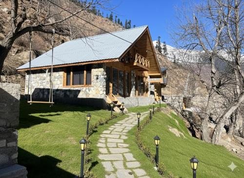 Bela Off Grid Cottages in 納蘭
