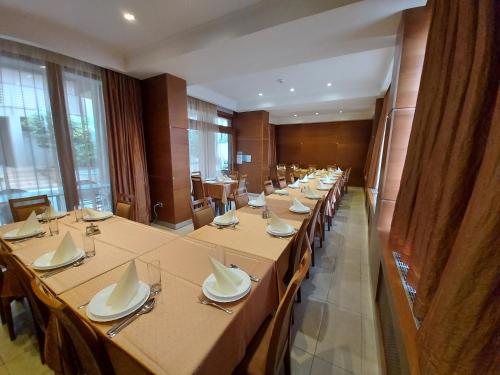 Phòng tiệc, Hotel Villa Pax in Balatonalmadi
