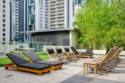 Exterior view, Oaks Brisbane Festival Suites in Brisbane