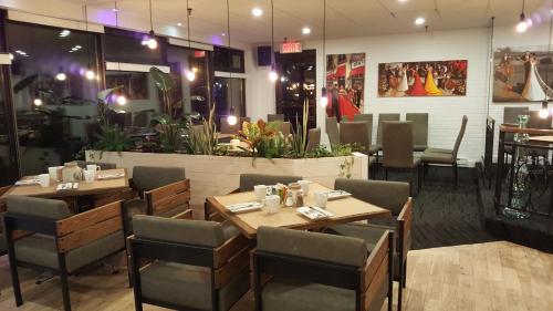 Étterem, Hotel Sept-Iles in Sept-Iles (QC)