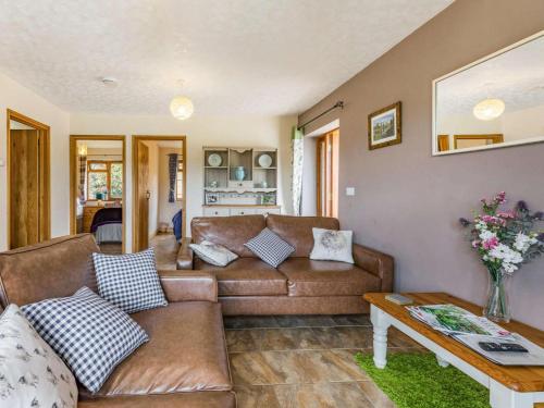 Iekārtas, 2 Bed in Worcester oc-cc065 in Clifton upon Teme