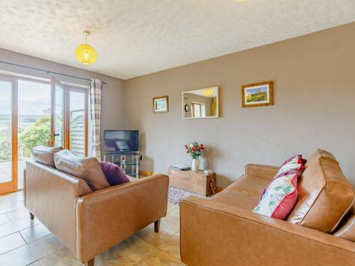 Iekārtas, 2 Bed in Worcester oc-cc071 in Clifton upon Teme