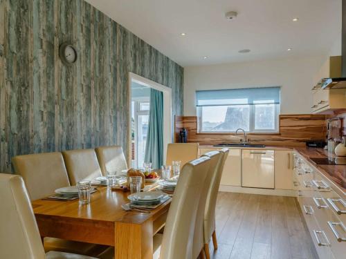 4 Bed in Newquay oc-90325, Newquay (Foto 4)