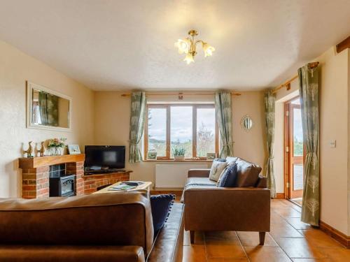 Iekārtas, 3 Bed in Worcester oc-cc099 in Clifton upon Teme