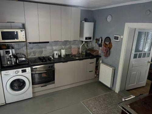 Дідова Хата in 舍斯賀里