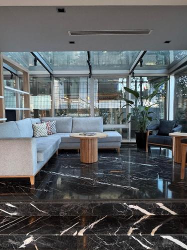 Lobby, Holiday Inn Express Istanbul-Altunizade By IHG in Uskudar