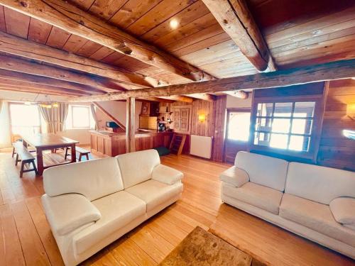 10211 Chalet d'exception nature sport et bien être sauna,jacuzzi hammam frigidarium (10211 Chalet d'exception nature sport et bien etre sauna,jacuzzi hammam frigidarium) in Cervieres (Hautes Alpes)