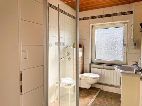 Shower, Modern Apartment Wissenbach 1 in Limburg