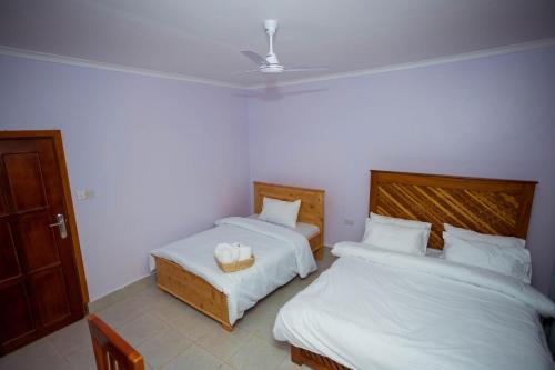 Akupu Eco Homes in Himo