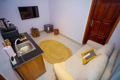 Akupu Eco Homes in Himo
