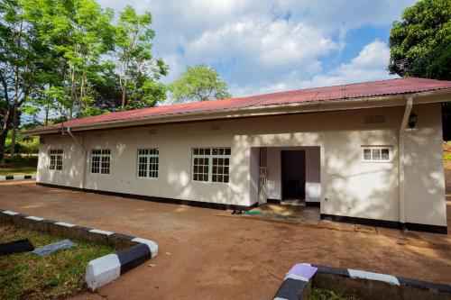 Akupu Eco Homes in Himo