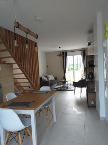La petite maison in Champagne-sur-Vingeanne