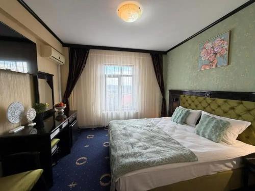 . Hotel Ambasador Iasi