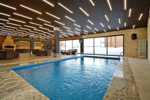 Vista, Wooden villa with superpool and sauna, 30 min from Yerevan in Aragats