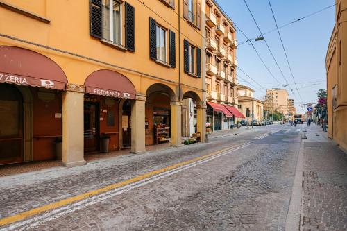 Exterior view, Tiro Suites in the center of Bologna in Santo Stefano