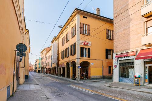 Exterior view, Tiro Suites in the center of Bologna in Santo Stefano