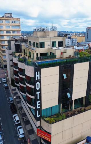 Master Plaza Hotel