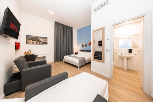 Tiro Suites in the center of Bologna in Santo Stefano