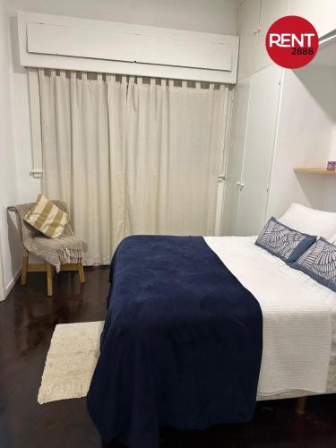Rent Charcas y Thames