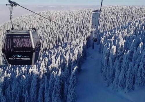 pODNOŽJE KOPAONIKA (pODNOZJE KOPAONIKA) in Brus