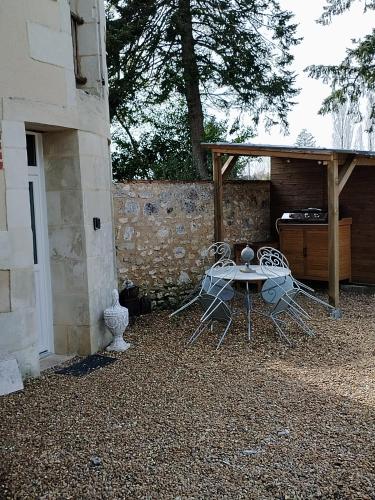 Facilities, La Tour de reves in Beaumont-la-Ronce