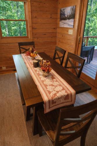 Wilderness retreat in Marion (NC)