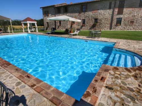Zwembad, Apartment in Todi with Pool  History in Cecanibbi
