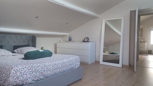 Les Deux Chambres Aucamville in Saint-Alban