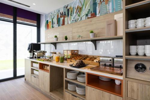 طعام و مشروبات, Spark by Hilton Madrid Alcala in سان بلاس