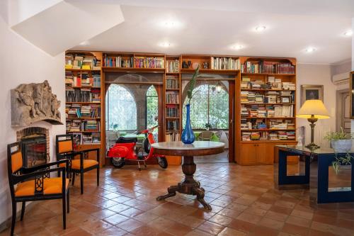 Місця відпочинку та розваги, L'Elisea Maison De Charme in Кастелябат