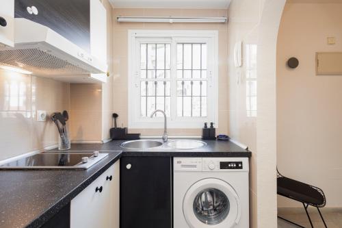 C19 Sunny Apartment with Pool and Terrace - image 4