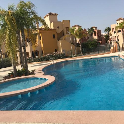 Apartment with roof terrace in Punta Prima!