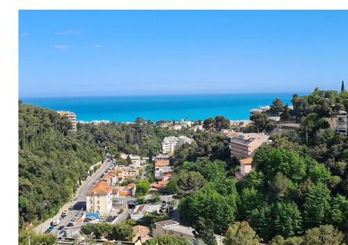 Top Floor Sea View Apartment - Pool Tennis Garage